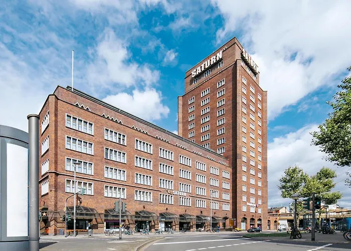 Premier Inn Koeln City Mediapark